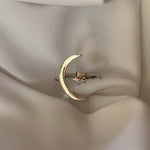 Charger l&#39;image dans la galerie, Moon and Star Sterling Silver Ring

