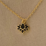 Charger l&#39;image dans la galerie, Black Lotus Necklace
