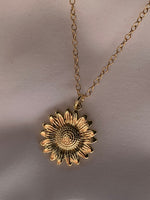 將圖片載入圖庫檢視器 Sunflower Charm Necklace - Jewelers Garden
