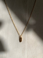 Cargar imagen en el visor de la galería, Wife Charm Necklace - Jewelers Garden
