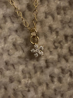 Charger l&#39;image dans la galerie, Dainty Floral Cubic Zirconia Necklace
