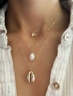 Cargar imagen en el visor de la galería, Pearl drop necklace - Jewelers Garden
