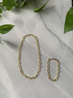 Cargar imagen en el visor de la galería, Paper Clip Chain Bracelet | Thick Textured Gold Filled Statement Bracelet - Jewelers Garden

